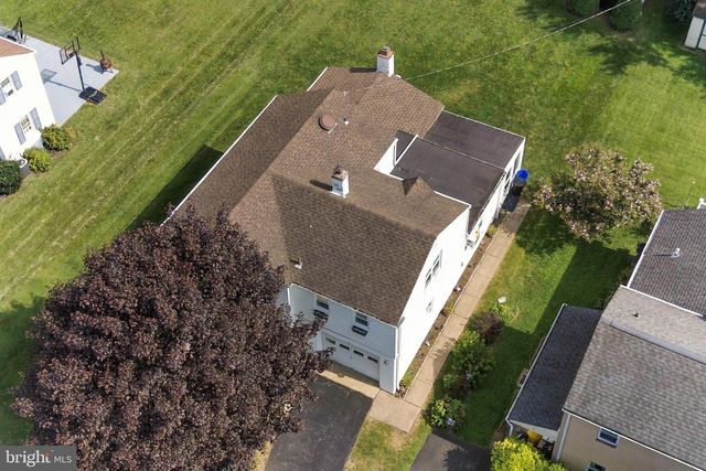 112 REDFORD RD, Oreland, PA 19075