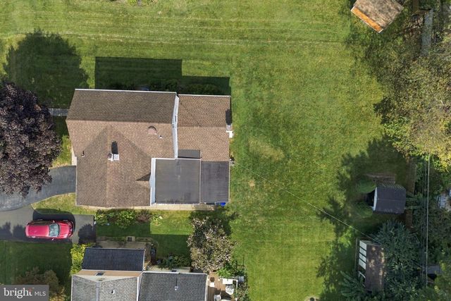 112 REDFORD RD, Oreland, PA 19075