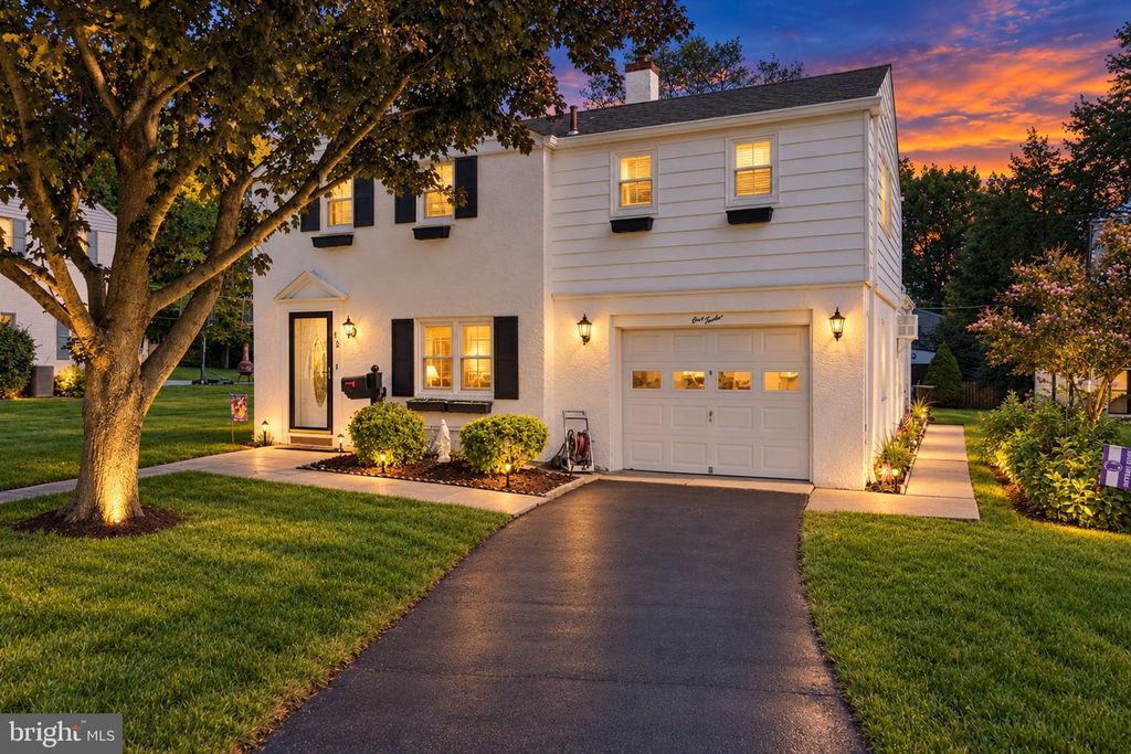 112 REDFORD RD, Oreland, PA 19075