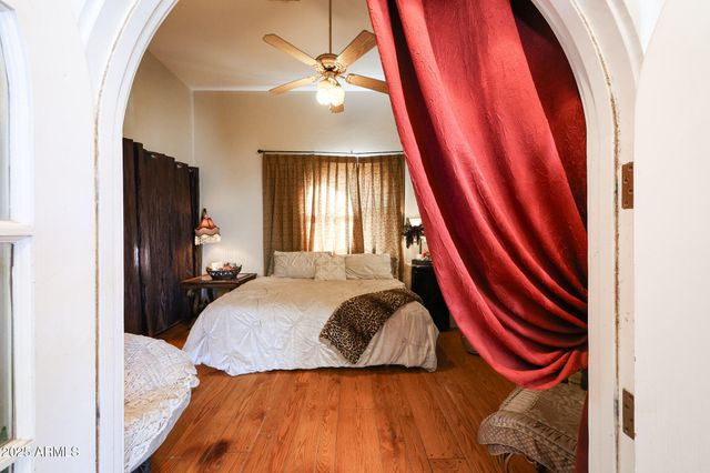 1732 W YEARLING Road, Phoenix, AZ 85085