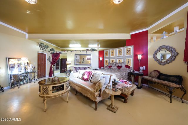 1732 W YEARLING Road, Phoenix, AZ 85085