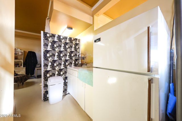 1732 W YEARLING Road, Phoenix, AZ 85085