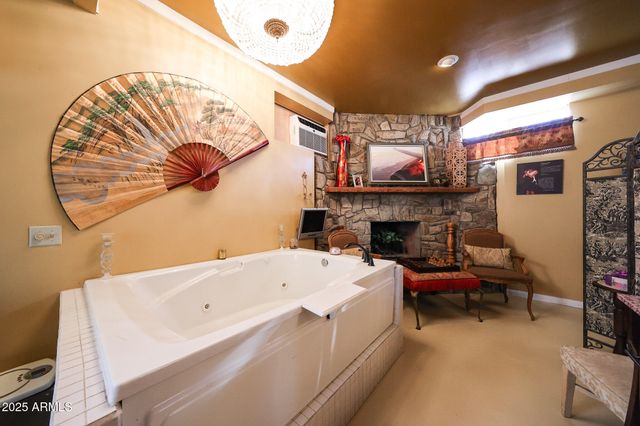 1732 W YEARLING Road, Phoenix, AZ 85085