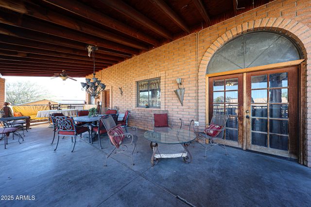 1732 W YEARLING Road, Phoenix, AZ 85085