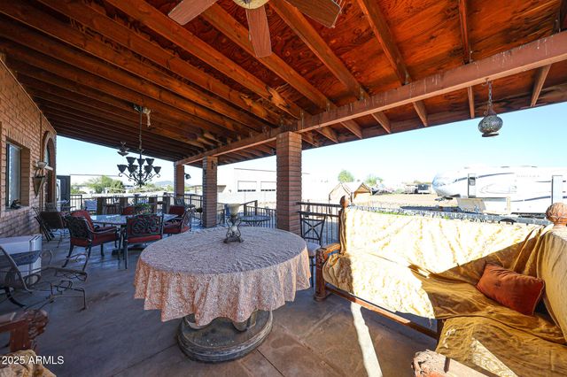 1732 W YEARLING Road, Phoenix, AZ 85085