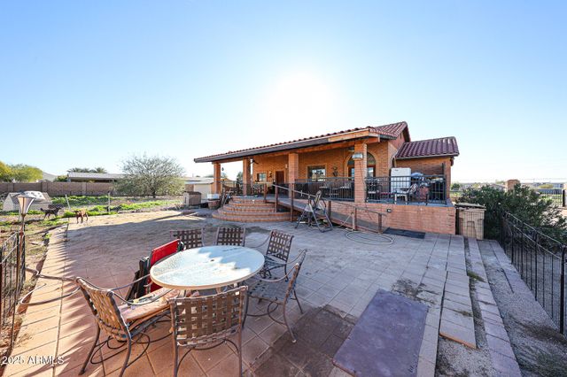 1732 W YEARLING Road, Phoenix, AZ 85085