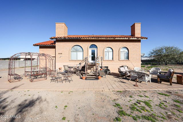 1732 W YEARLING Road, Phoenix, AZ 85085