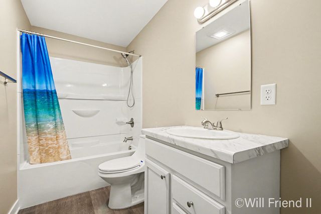 15 Skyline Circle NW, Grand Rapids, MI 49504