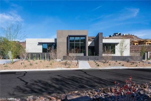 10 Sanctuary Peak Court, Henderson, NV 89012