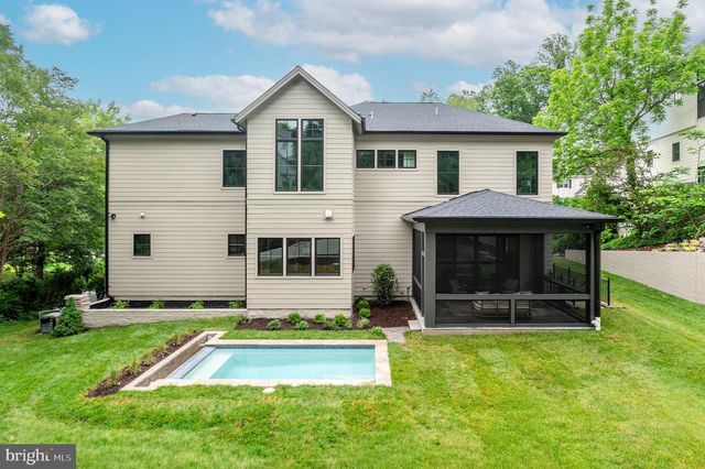 4653 34TH ST N, Arlington, VA 22207