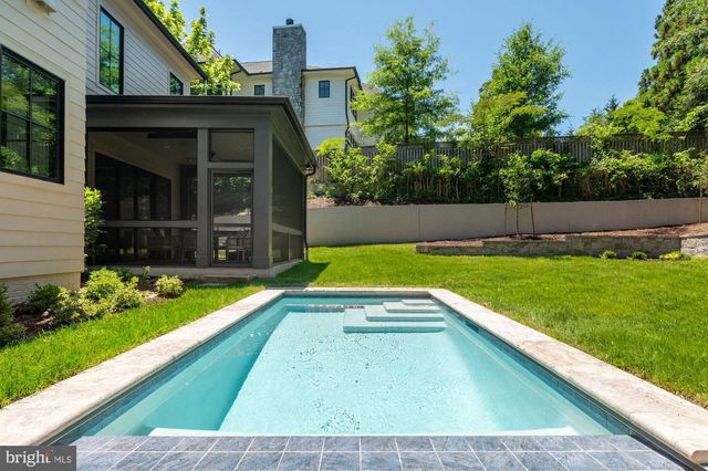 4653 34TH ST N, Arlington, VA 22207