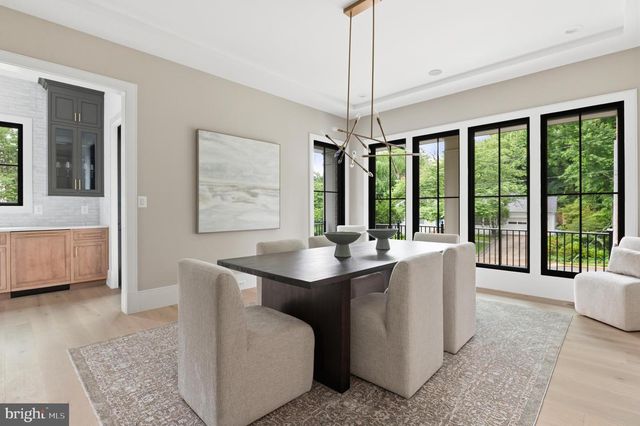 4653 34TH ST N, Arlington, VA 22207