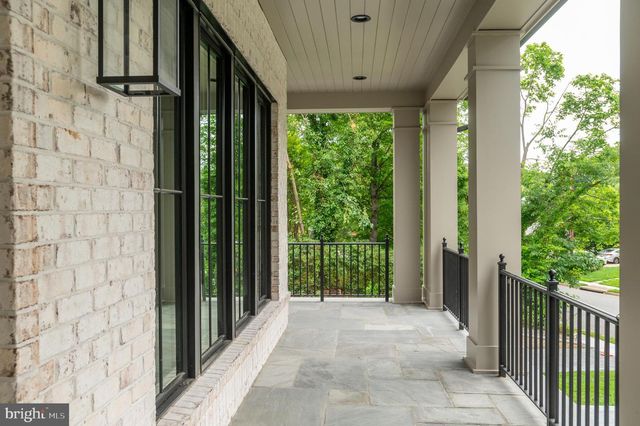 4653 34TH ST N, Arlington, VA 22207