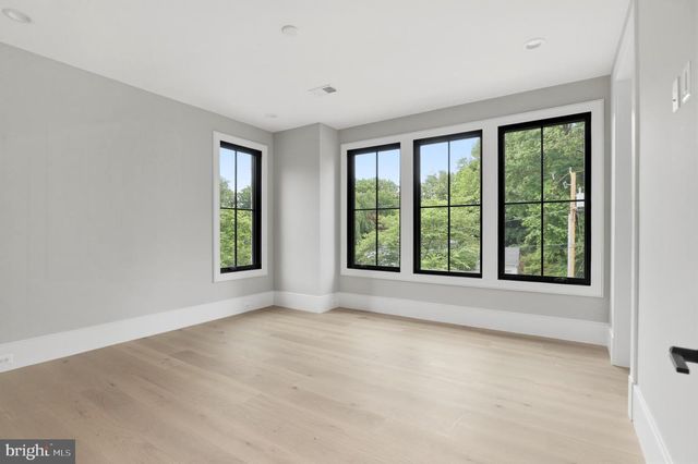 4653 34TH ST N, Arlington, VA 22207