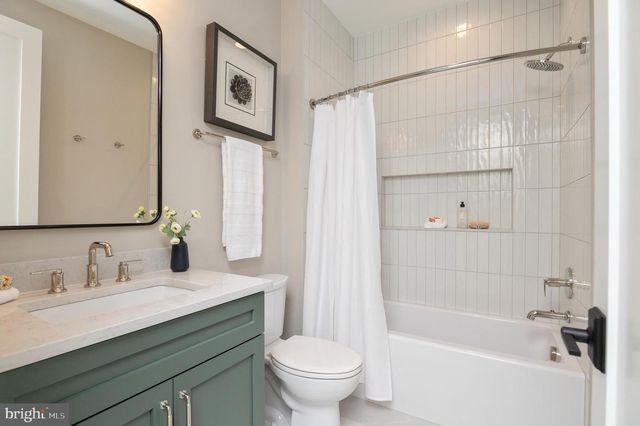 4653 34TH ST N, Arlington, VA 22207