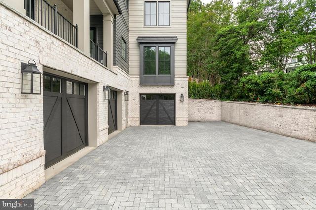 4653 34TH ST N, Arlington, VA 22207