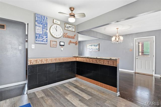 765 Kostka Lane, Florissant, MO 63031