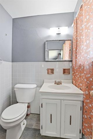 765 Kostka Lane, Florissant, MO 63031