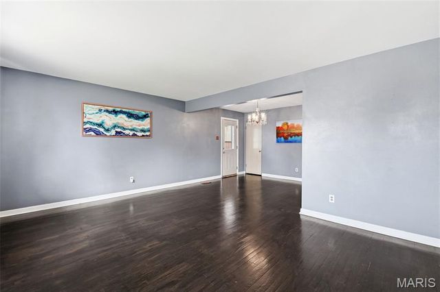 765 Kostka Lane, Florissant, MO 63031