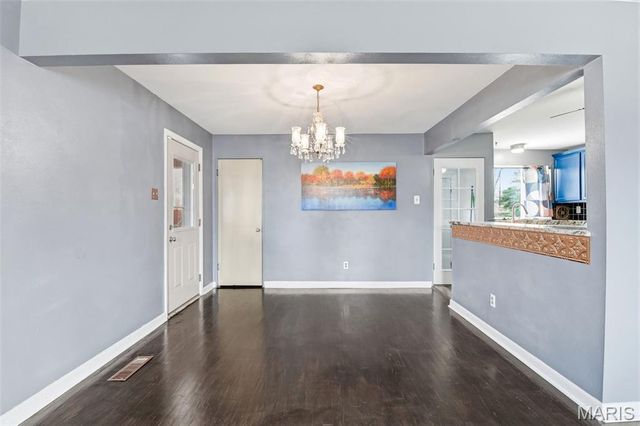 765 Kostka Lane, Florissant, MO 63031