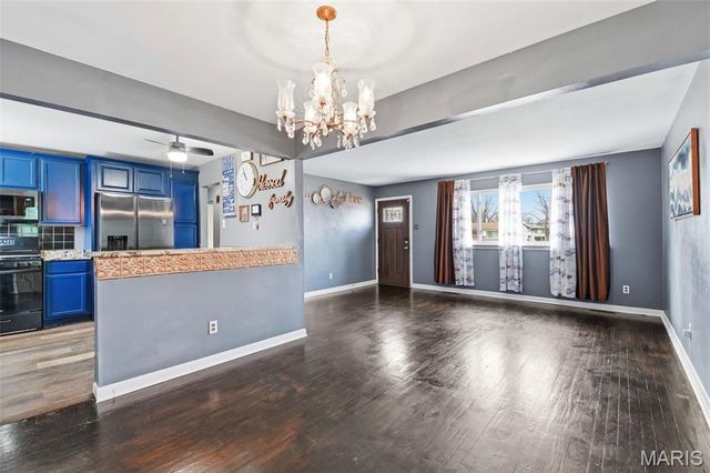 765 Kostka Lane, Florissant, MO 63031