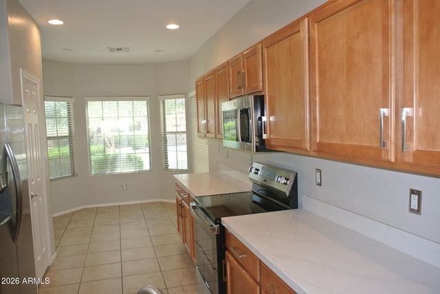 2516 W PRESERVE Way, Phoenix, AZ 85085