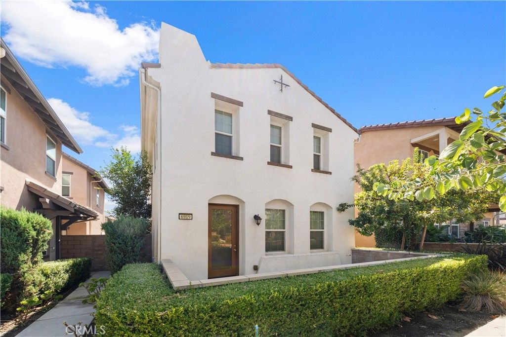 6919 Ivy, Chino, CA 91710 — exterior