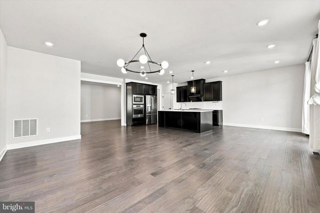 730 QUARRY POINT RD, Malvern, PA 19355