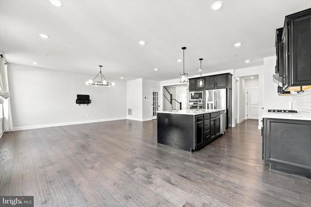730 QUARRY POINT RD, Malvern, PA 19355