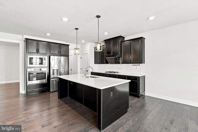 730 QUARRY POINT RD, Malvern, PA 19355