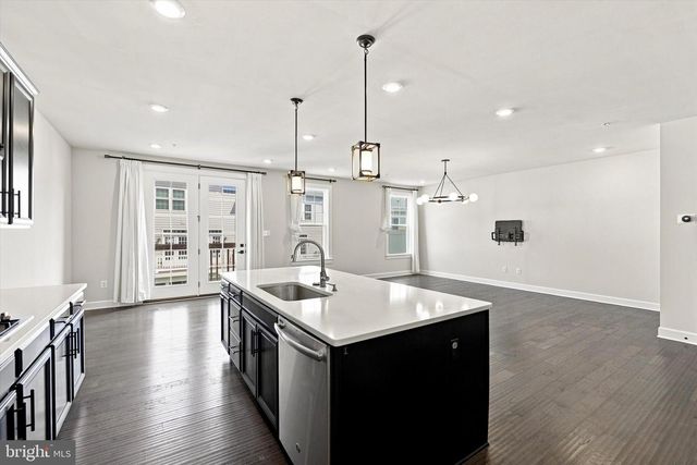 730 QUARRY POINT RD, Malvern, PA 19355