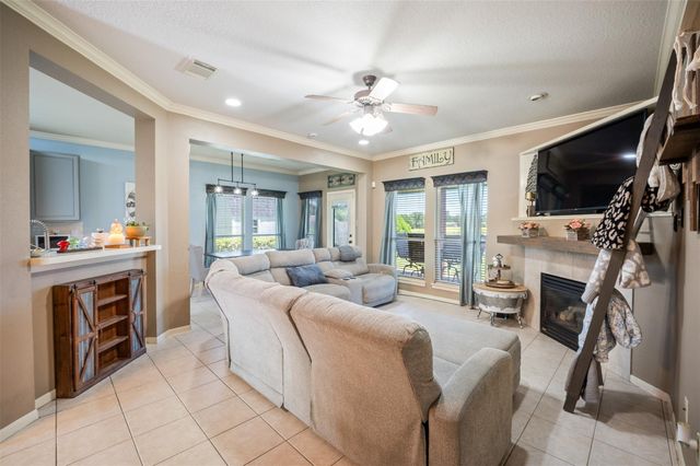 1205 28th Avenue N, Texas City, TX 77590