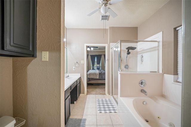 1205 28th Avenue N, Texas City, TX 77590