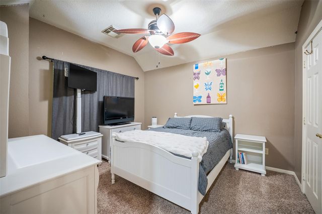 1205 28th Avenue N, Texas City, TX 77590