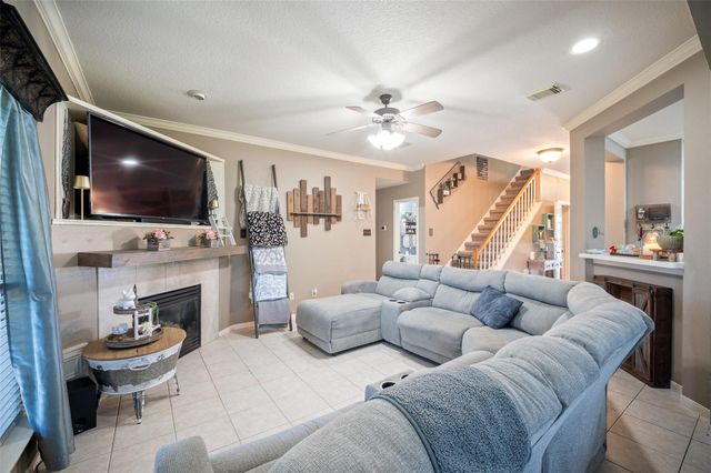 1205 28th Avenue N, Texas City, TX 77590