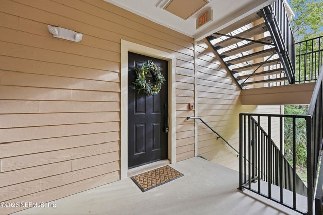 13810 SUTTON PARK Drive N 828, Jacksonville, FL 32224