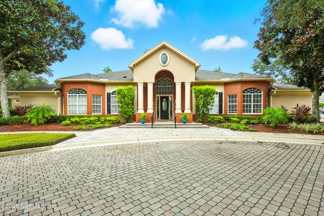 13810 SUTTON PARK Drive N 828, Jacksonville, FL 32224