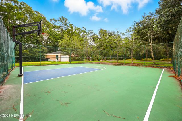 13810 SUTTON PARK Drive N 828, Jacksonville, FL 32224