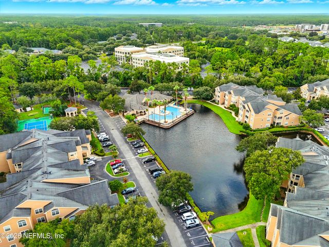 13810 SUTTON PARK Drive N 828, Jacksonville, FL 32224