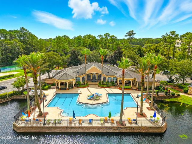 13810 SUTTON PARK Drive N 828, Jacksonville, FL 32224