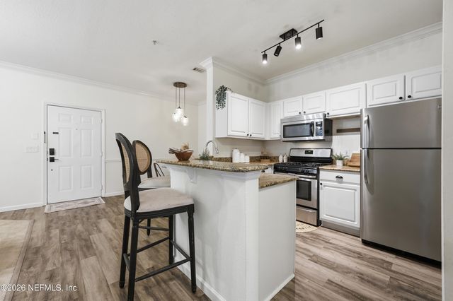 13810 SUTTON PARK Drive N 828, Jacksonville, FL 32224