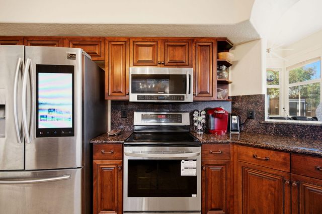 9232 Masini Lane NW, Albuquerque, NM 87114
