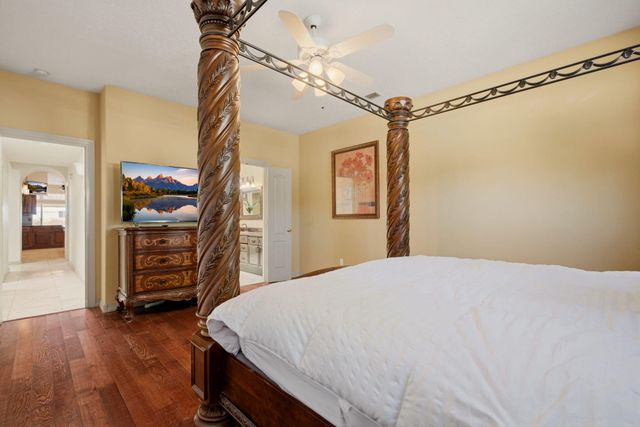 9232 Masini Lane NW, Albuquerque, NM 87114