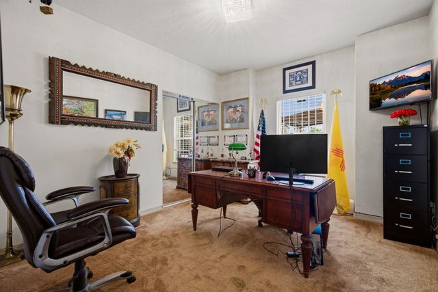 9232 Masini Lane NW, Albuquerque, NM 87114