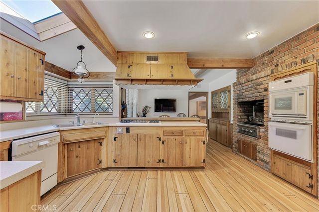 4771 Vista De Oro, Woodland Hills, CA 91364