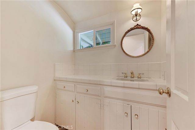 4771 Vista De Oro, Woodland Hills, CA 91364