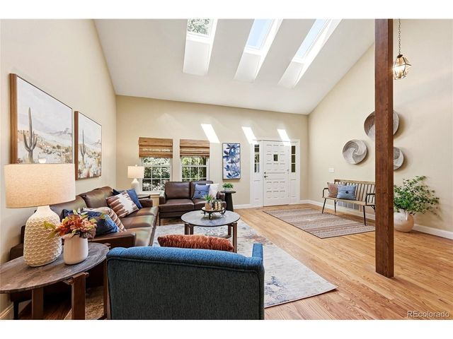 3056 E Hinsdale Ave, Centennial, CO 80122