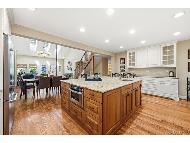3056 E Hinsdale Ave, Centennial, CO 80122