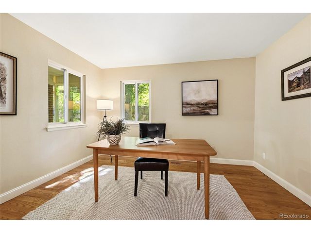 3056 E Hinsdale Ave, Centennial, CO 80122