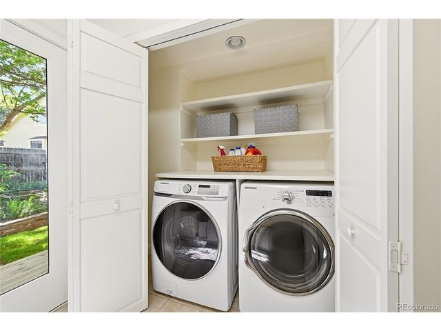 3056 E Hinsdale Ave, Centennial, CO 80122